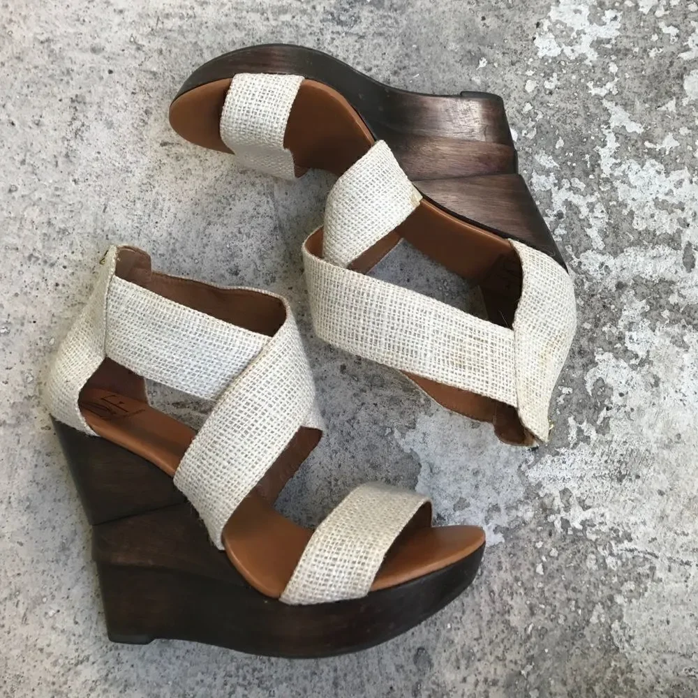 DVF Platforms